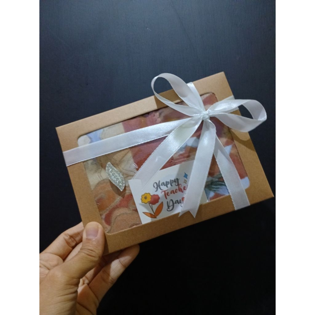 Gift jilbab hari guru/kado jilbab hari guru