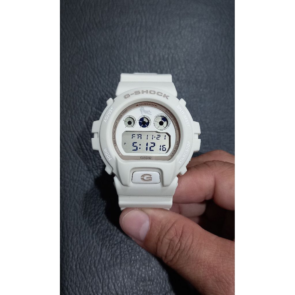 Jam Tangan Casio G-Shock GShock SPECIAL EDITION SHIBA INU DW-6900SHB / DW6900SHB - 7 / DW-6900 White