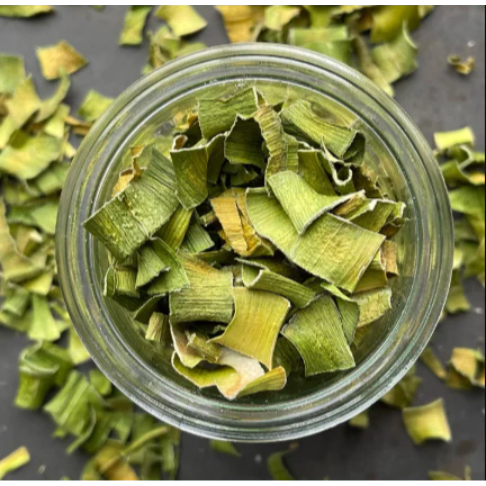 Daun Bawang Kering 100% Organik / Daun Bawang Iris / Bumbu Masak Praktis
