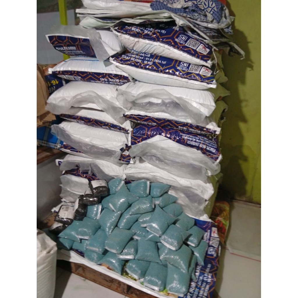 Pupuk NPK 161616