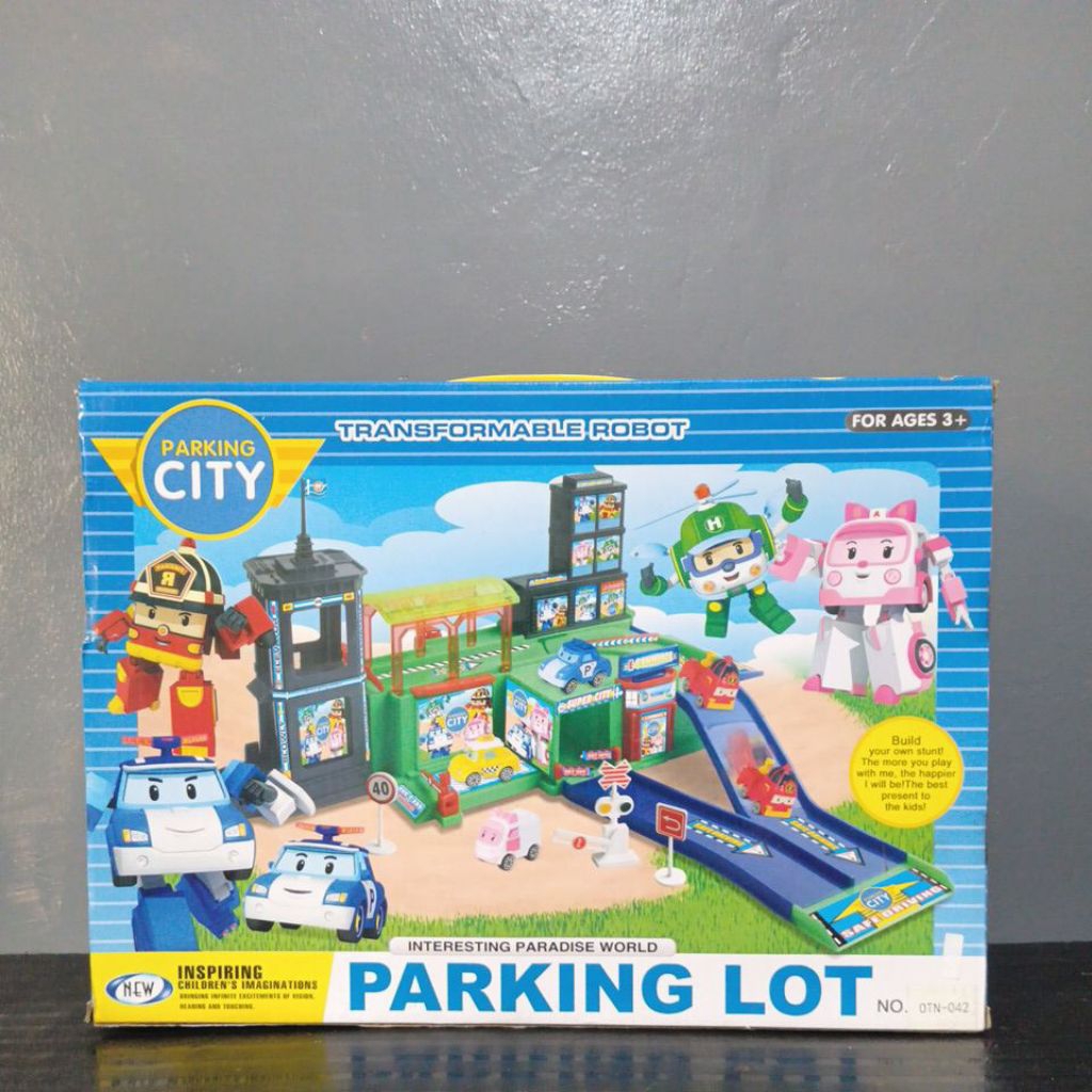 MAINAN ANAK ROBOCAR POLI PARKING LOT