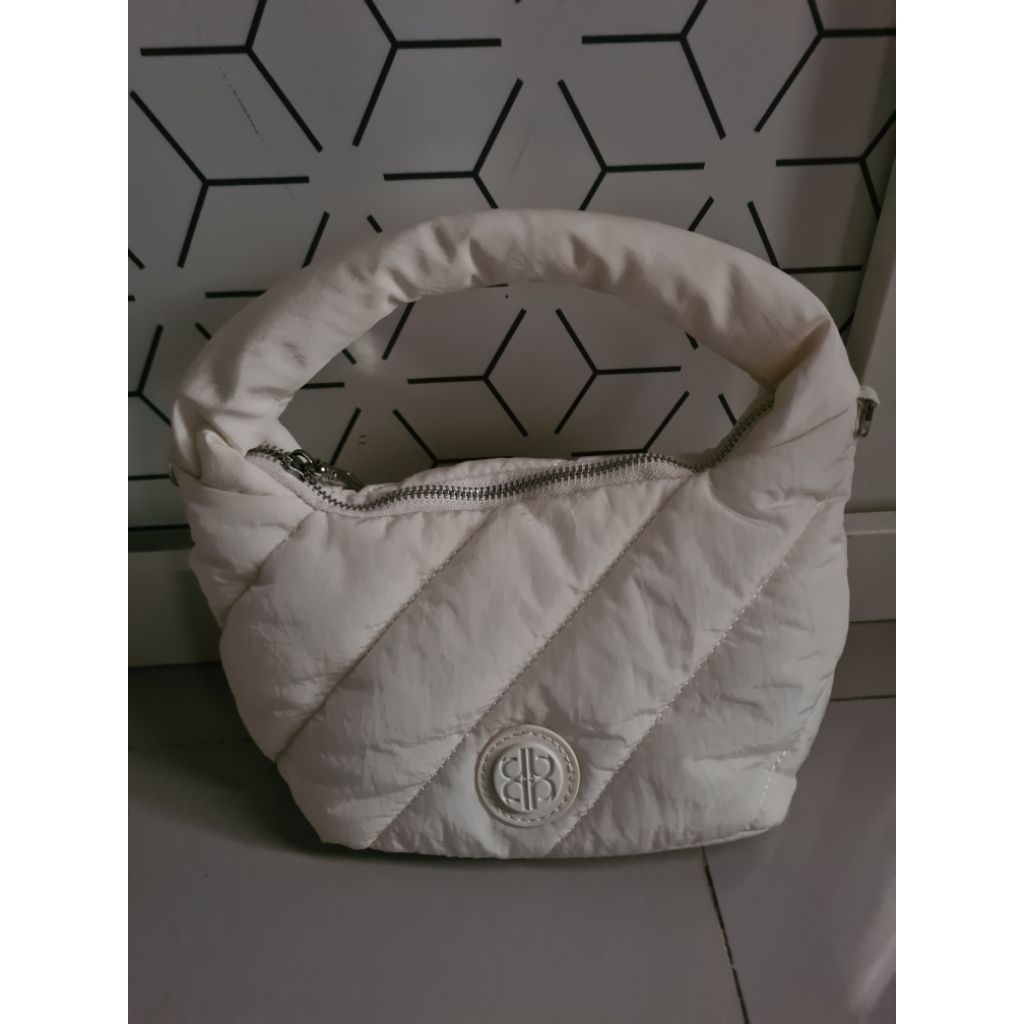 Lola Bag Nada Puspita