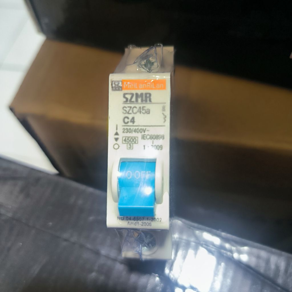 Fourclub_ Mcb Szmr Sz C45A 1P 1 Phase Miniature Circuit Breaker 2A 4A 6A 10A 16A 20A 25A 32A 40A