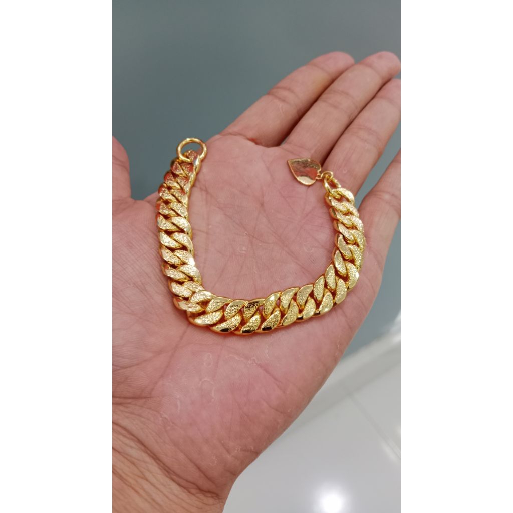 Aksessoris gelang lapis emmas crumm, khas nanggroe aceh darussalam