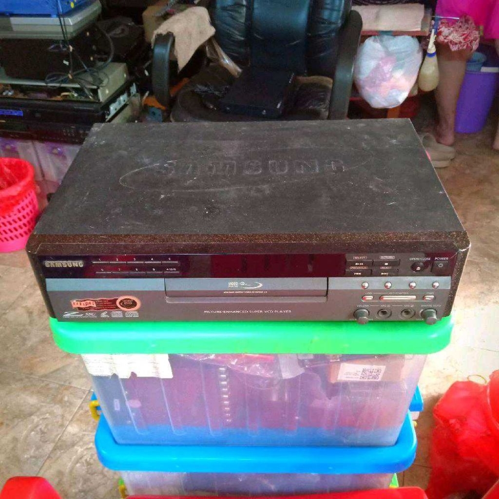 DVD VCD CD player Samsung picture-enhanced super VCD player Z58Fg mic normal siap kirim