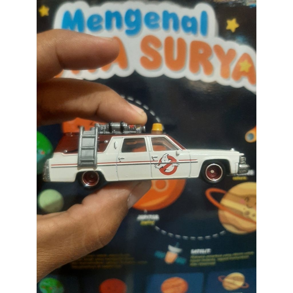 Hot Wheels Goshbuster Ecto-1