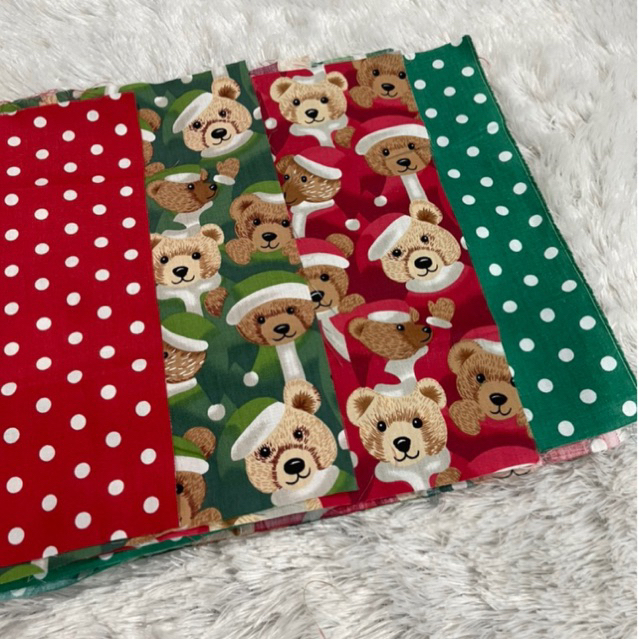 4 lembar Kain perca teddy dottie in Christmas time/kain katun Jepang tokai senko/kain motif natal/ka