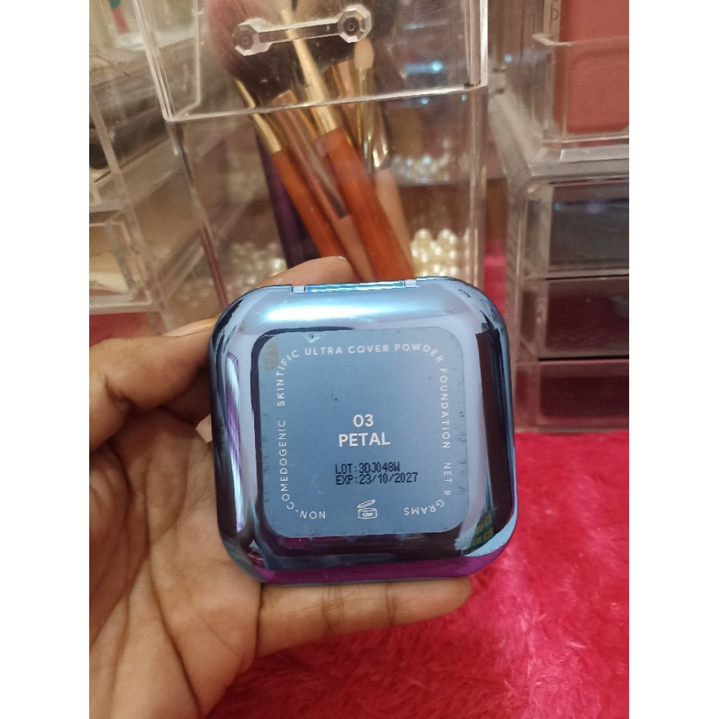 PRELOVED SKINTIFIC POWDER FOUNDATION (NO NEGO)