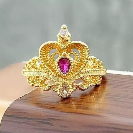 Cincin Mahkota Wanita dengan Batu Ruby & Aksen Kristal