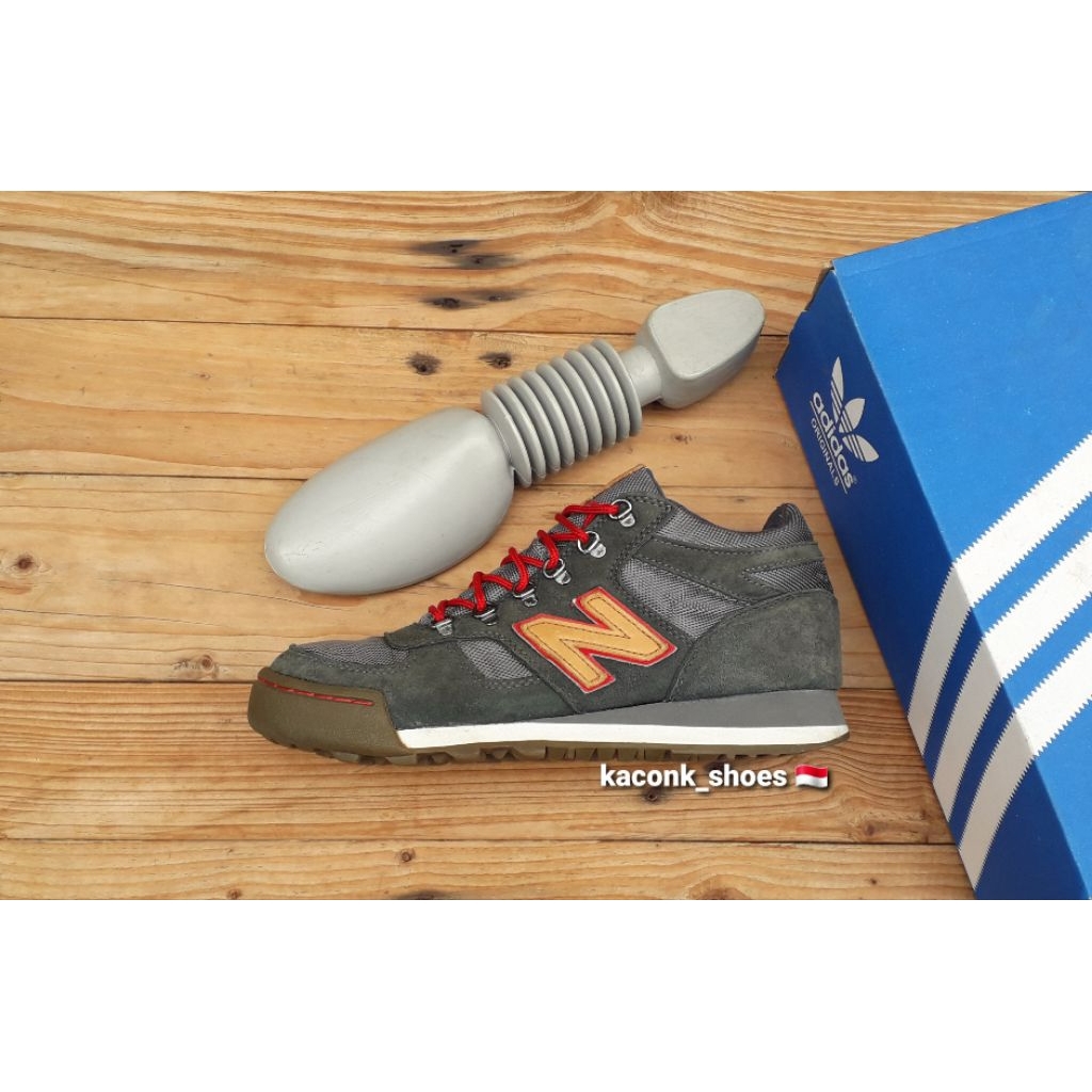 SEPATU NEW BALANCE NB 710