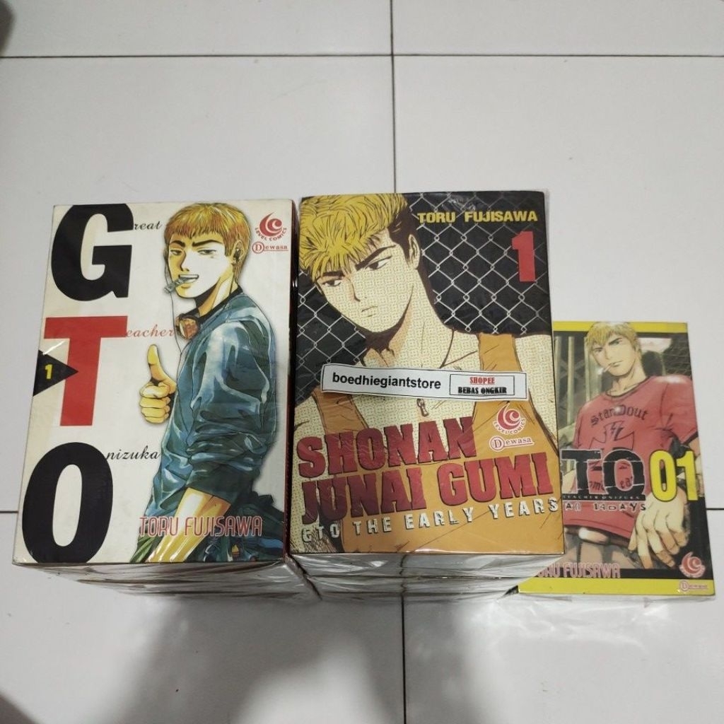 Komik GTO 1-25 tamat +GTO Shonan Junai Gumi 1-15 tamat + GTO Shonan 14 Days 1-9 tamat, Total 49 buku