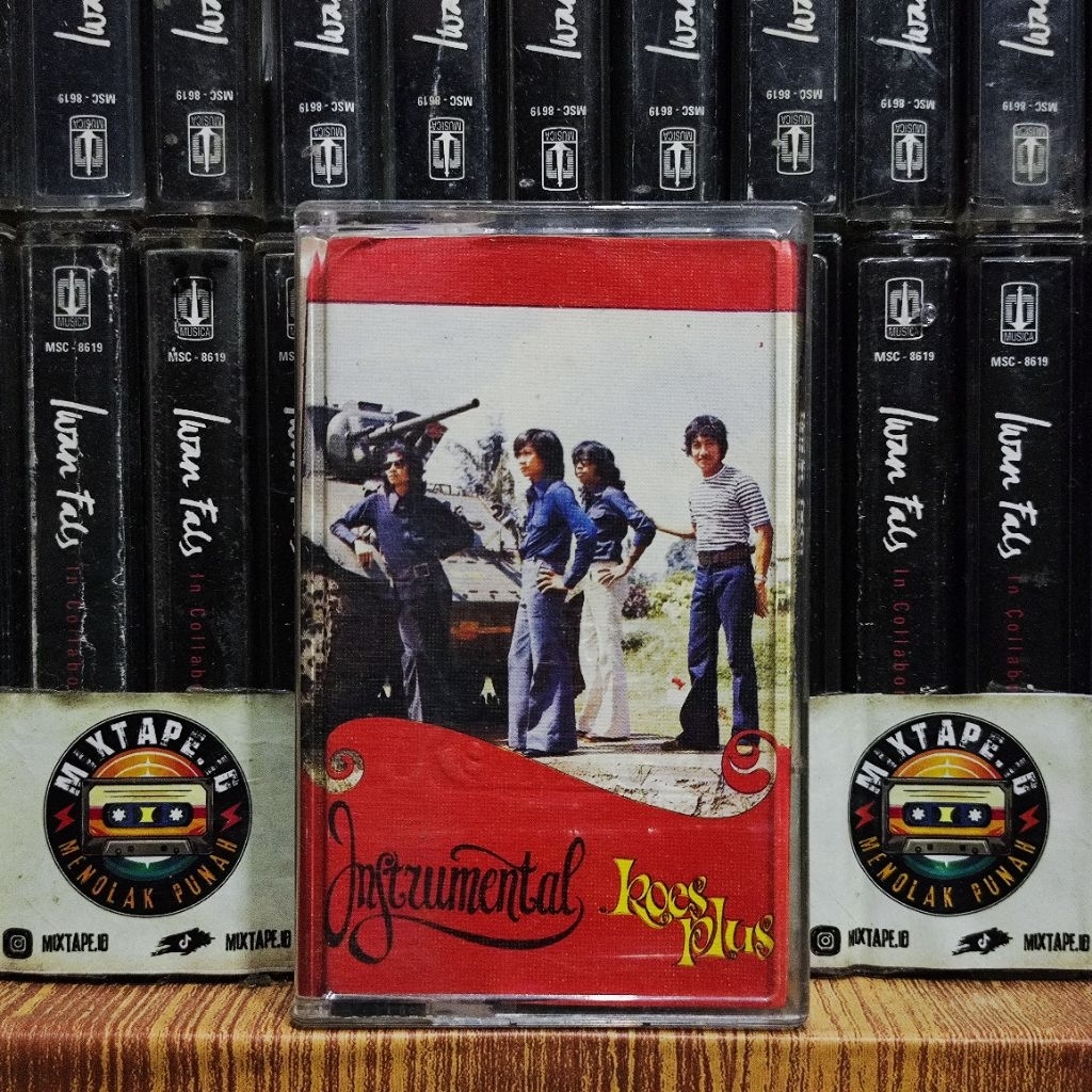 Kaset - Koes Plus - Instrumental - Kaset Pita - Radio Tape - Radio - Pemutar Kaset - Retro - Classic