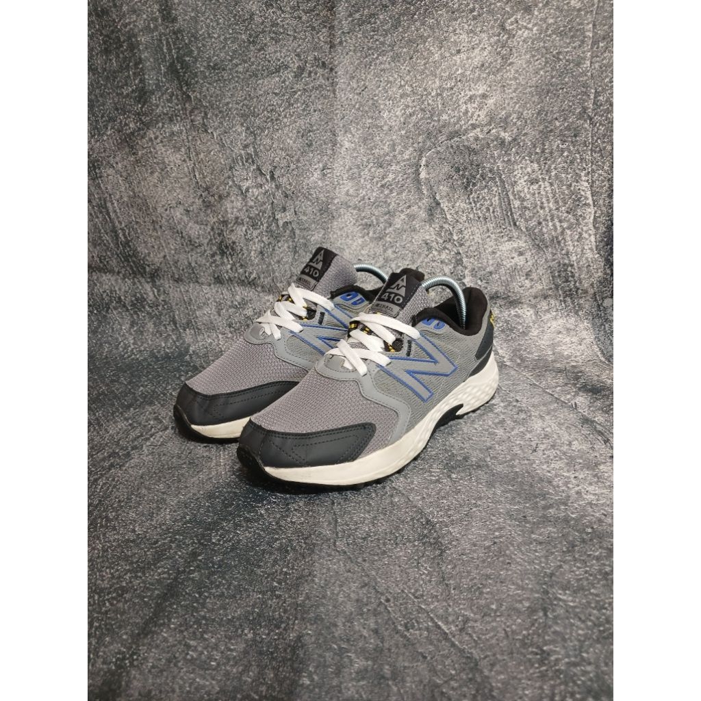 SEPATU SPORT / RUNNING NB 410