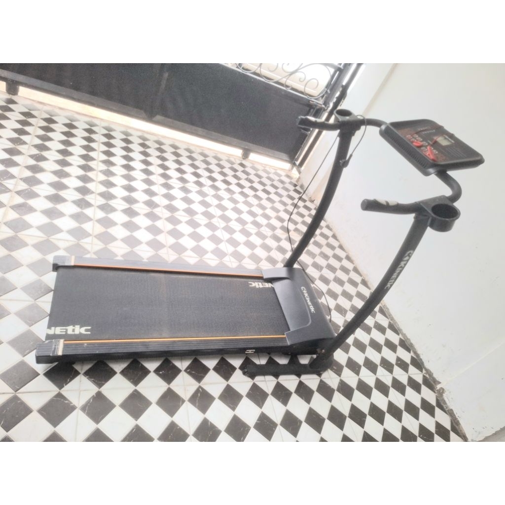 Treadmill Kinetic Ace Hardware Preloved