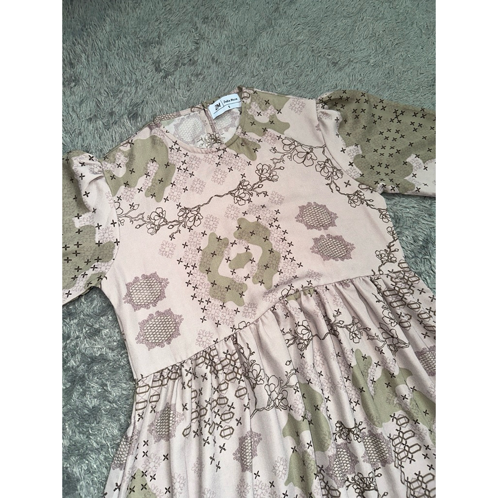 (PRELOVED) Dress by Zaskia Mecca