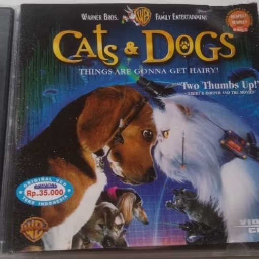 VCD Original Warner Bros Cats & Dogs - Things Are Gonna Get Hairy Teks Indonesia