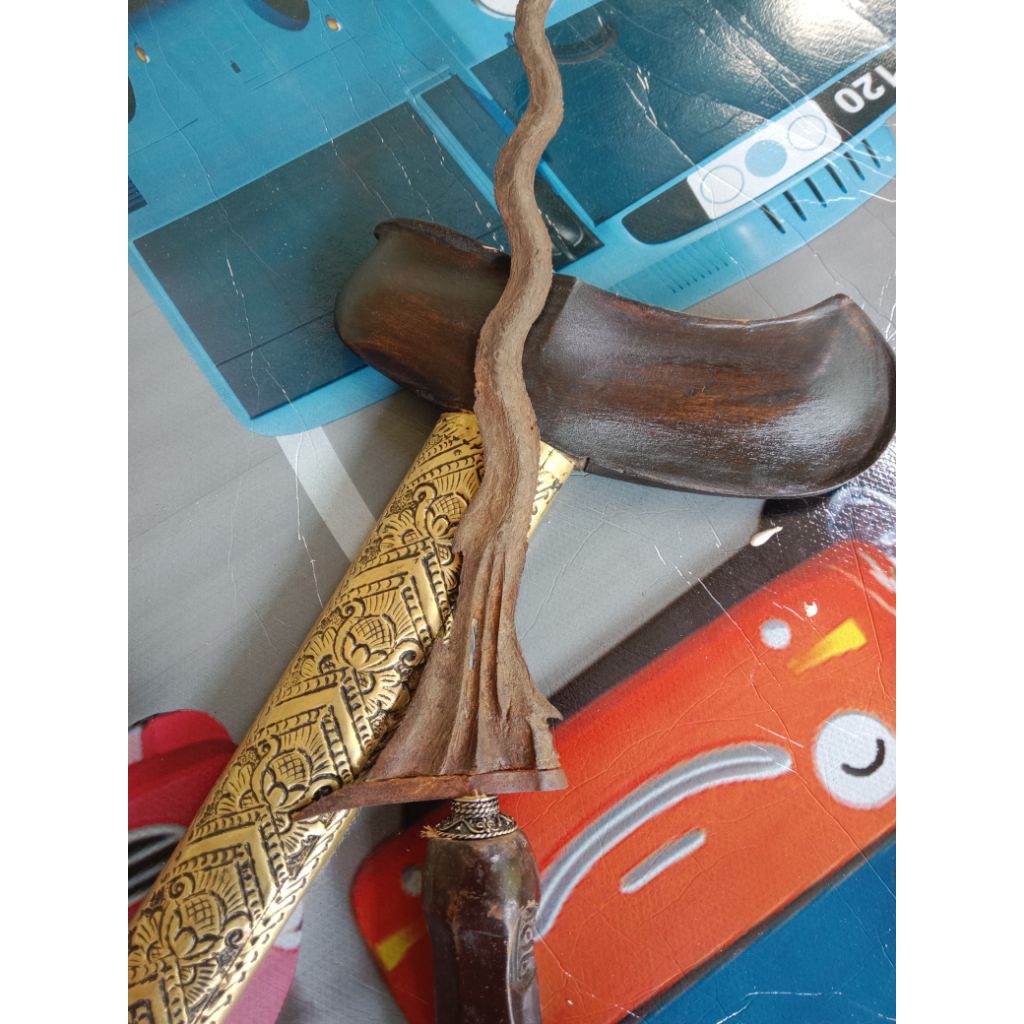 pusaka keris parungsari