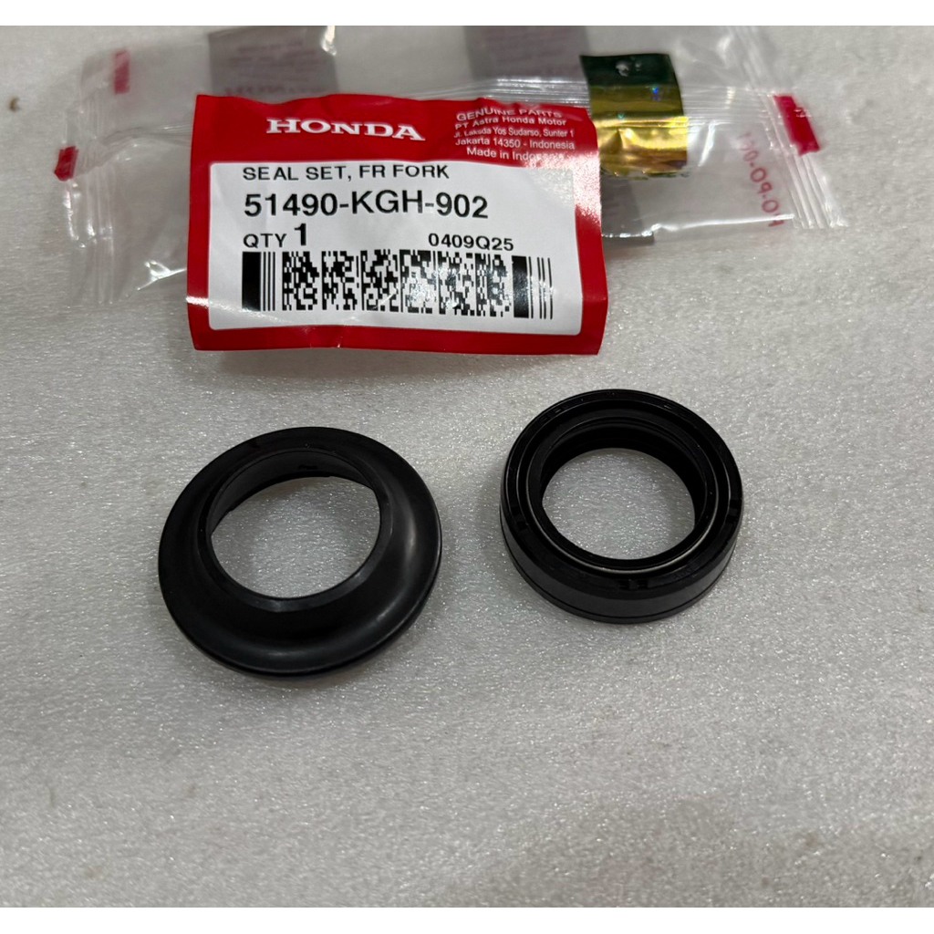 Seal Shock Depan Vario110 Karisma Supra X125 Ori AHM 51490KGH902