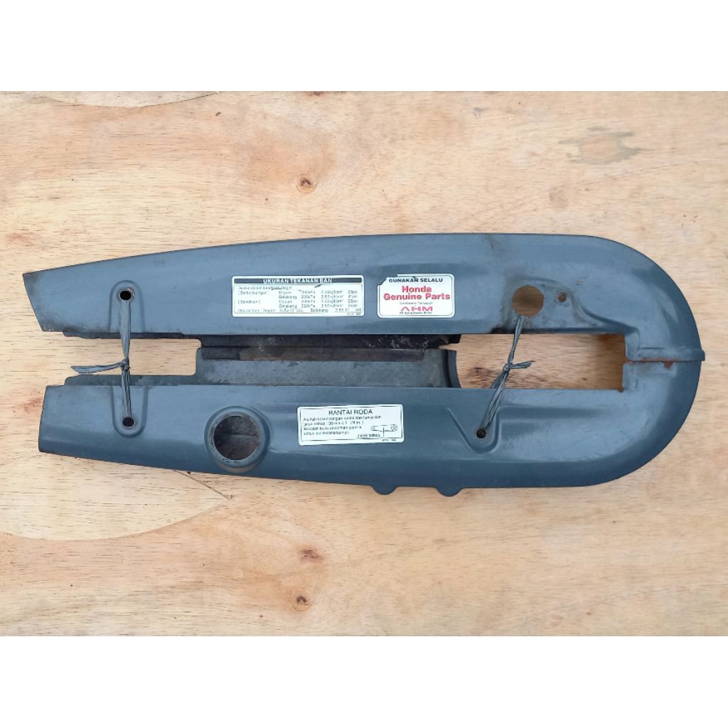 KATENGKAS / TUTUP RANTAI HONDA KIRANA ORIGINAL