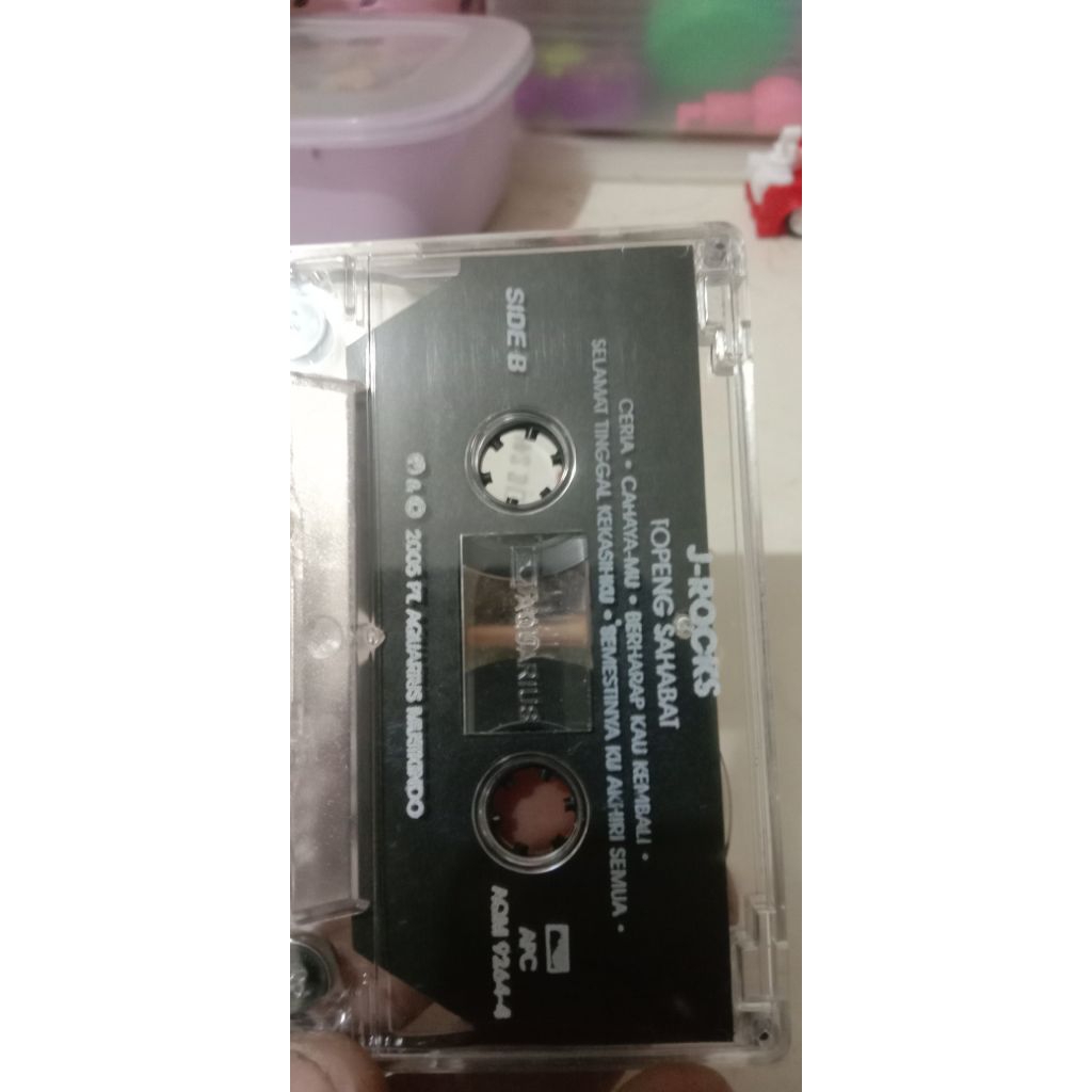 kaset pita J-Rocks topeng sahabat