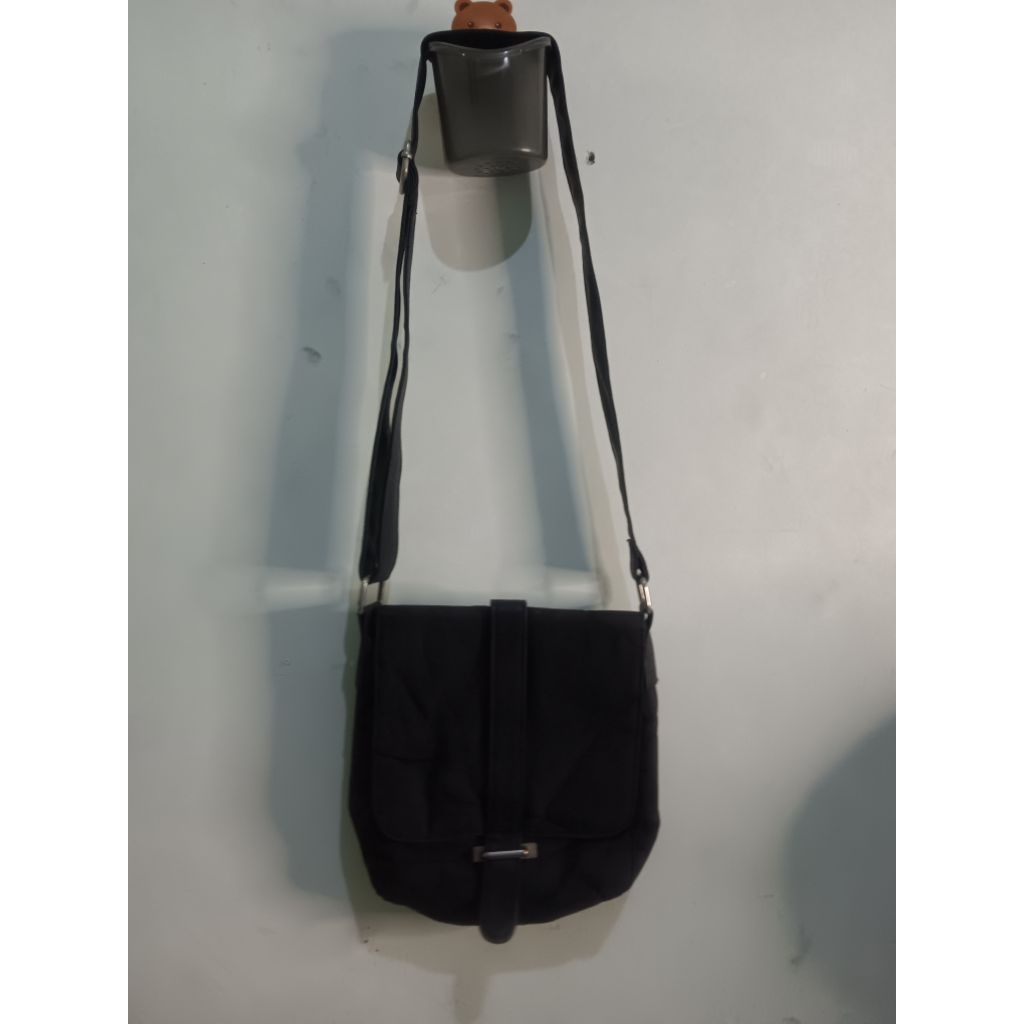 Tas slempang pria The Executive