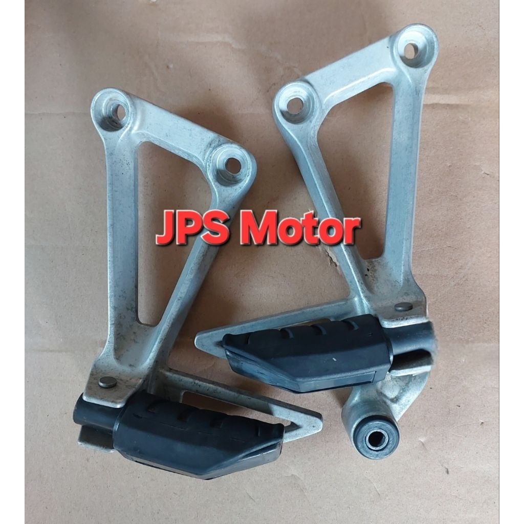 Footstep step Belakang CBR 250 CBU thailand KYJ