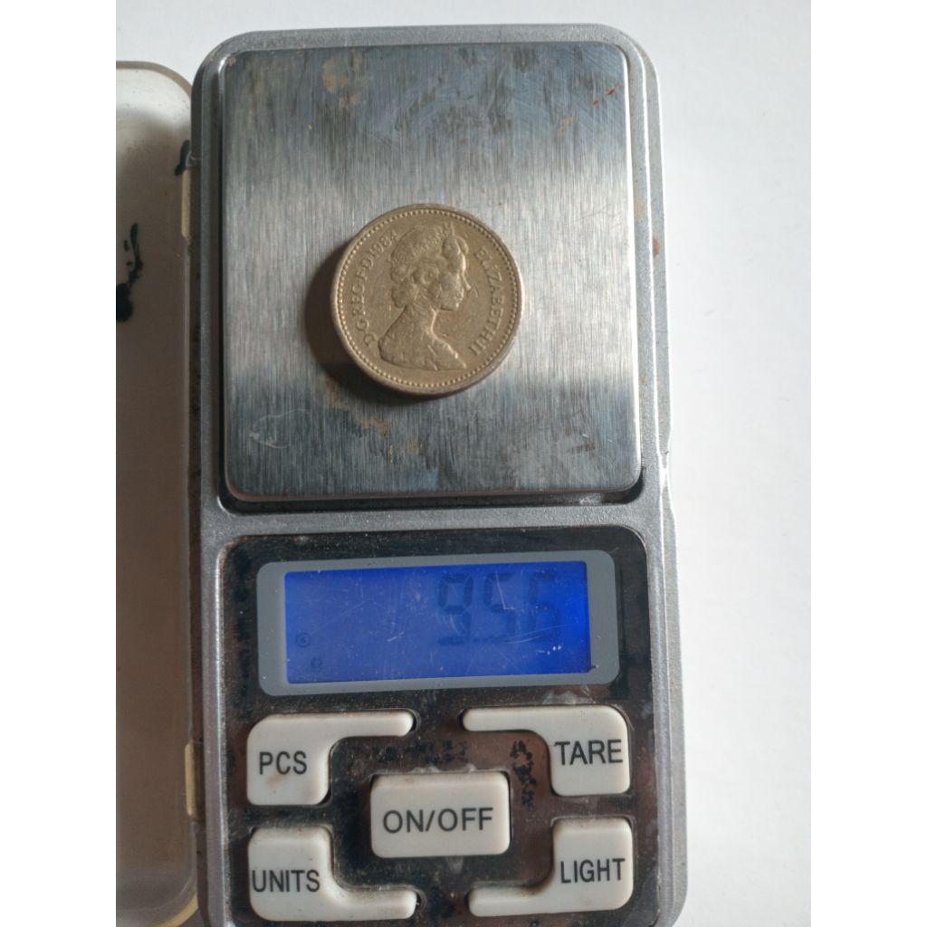 Koin Thistle and Diadem 1 Pound 1984 Inggris