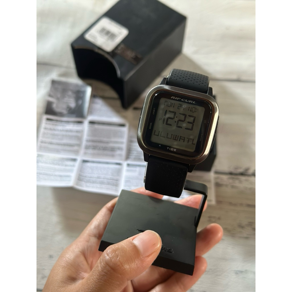RIPCURL jam tangan NEXT TIDE gunmetal NEW ORIGINAL 100%