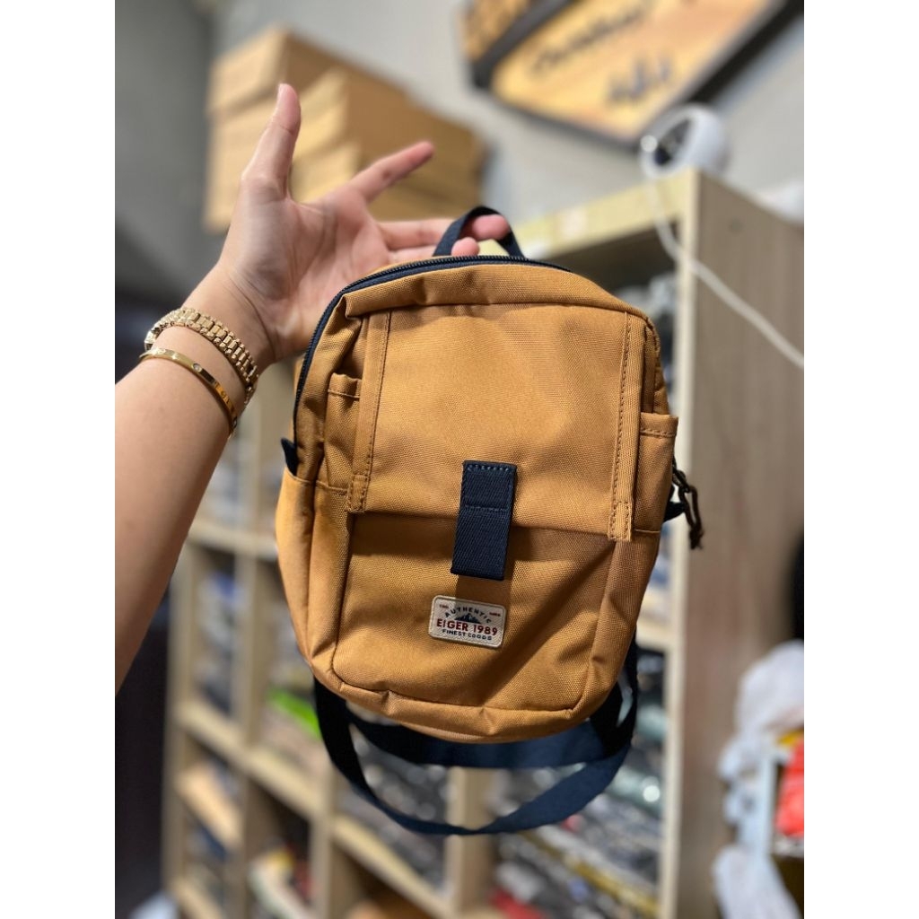 POUCH/TRAVEL POUCH/WAIST BAG EIGER WANDERDRIFT 2L 3.1