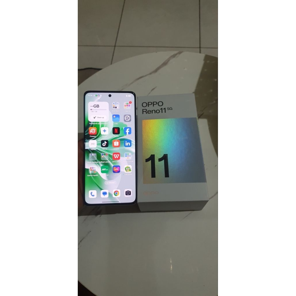 oppo reno 11 5G ram8/256