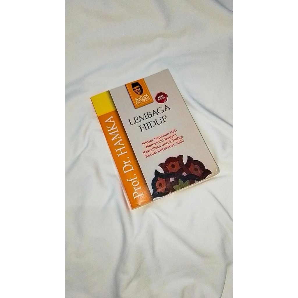 BUKU BUYA HAMKA - LEMBAGA BUDI