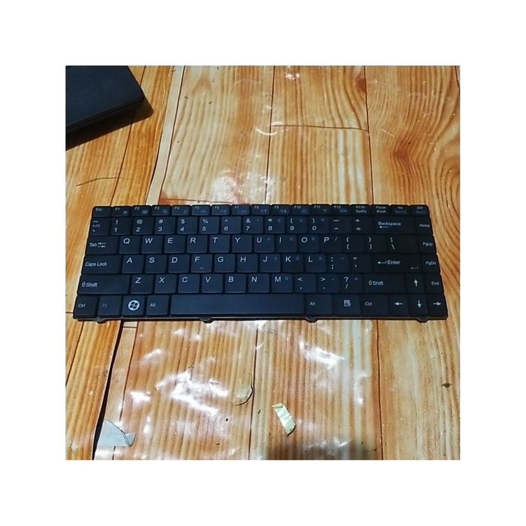 keyboard wearnes Quadra c1-1422