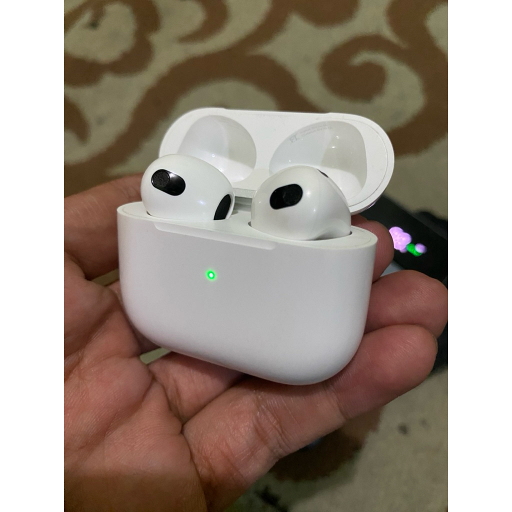 AirPods gen 3 normal x iBox