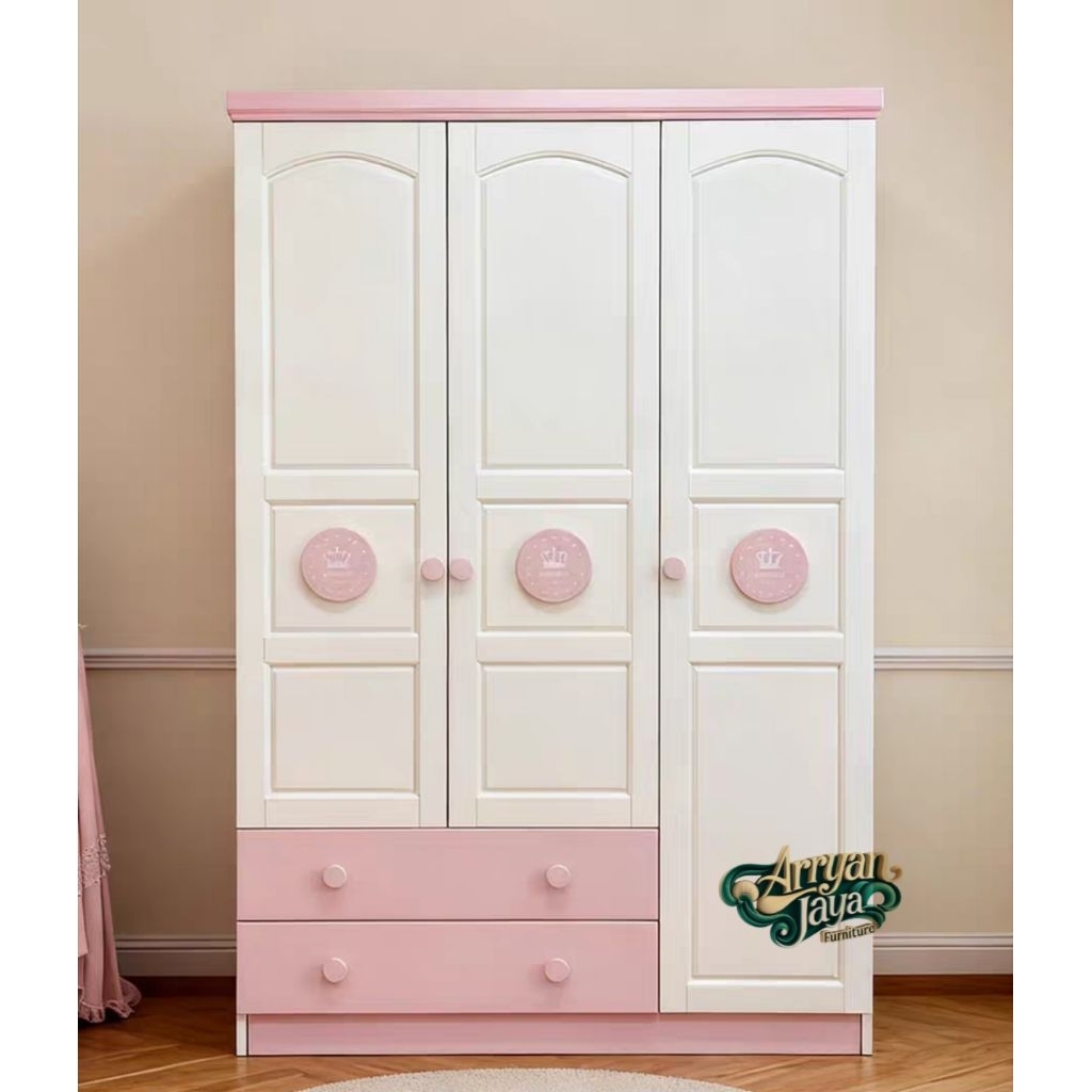 lemari pakaian anak perempuan