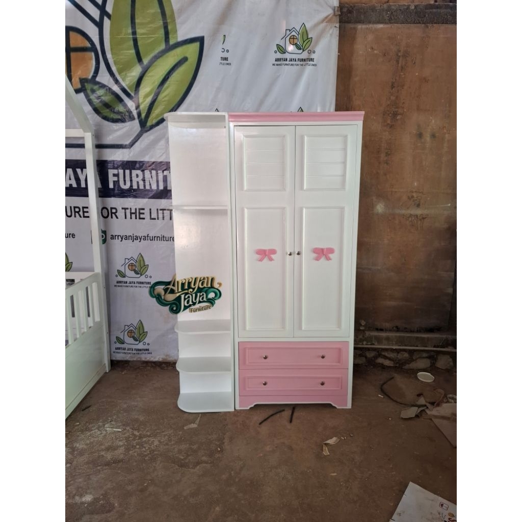 LEMARI PAKAIAN ANAK PEREMPUAN