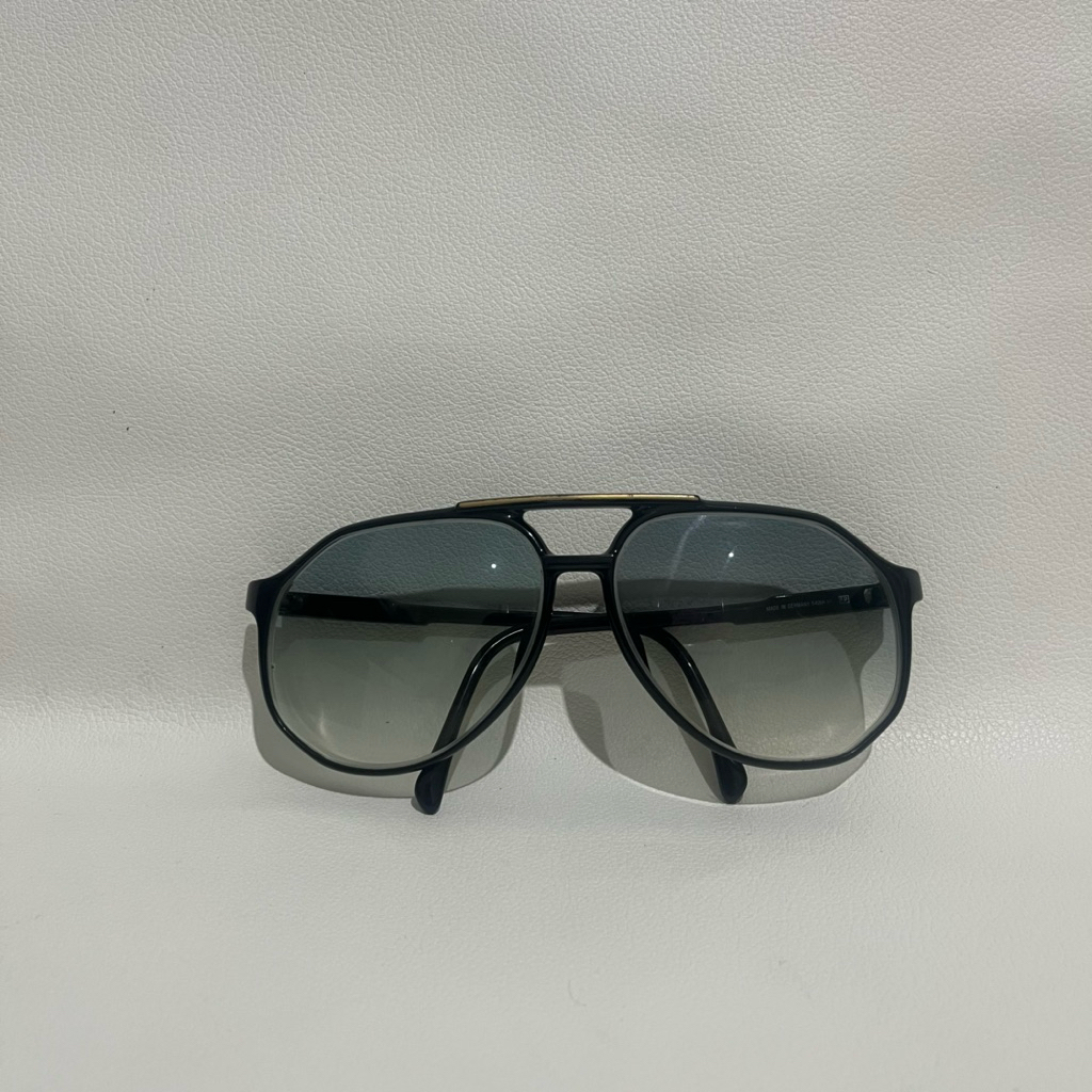 kacamata carrera vintage