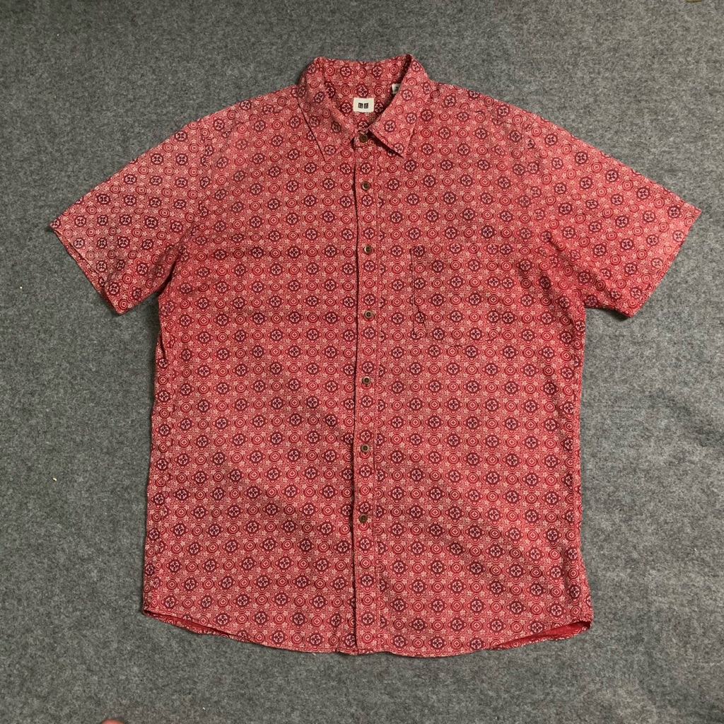 Kemja Uniqlo Batik Paisley