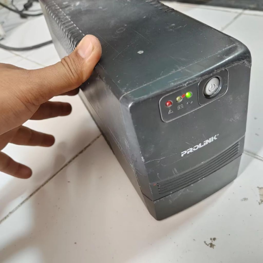 UPS PROLINK PRO700V 350 WATT tanpa baterai