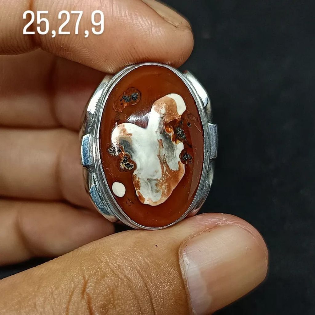 BATU AKIK KARANGNUNGGAL ANTIK (ASLI ALAM)