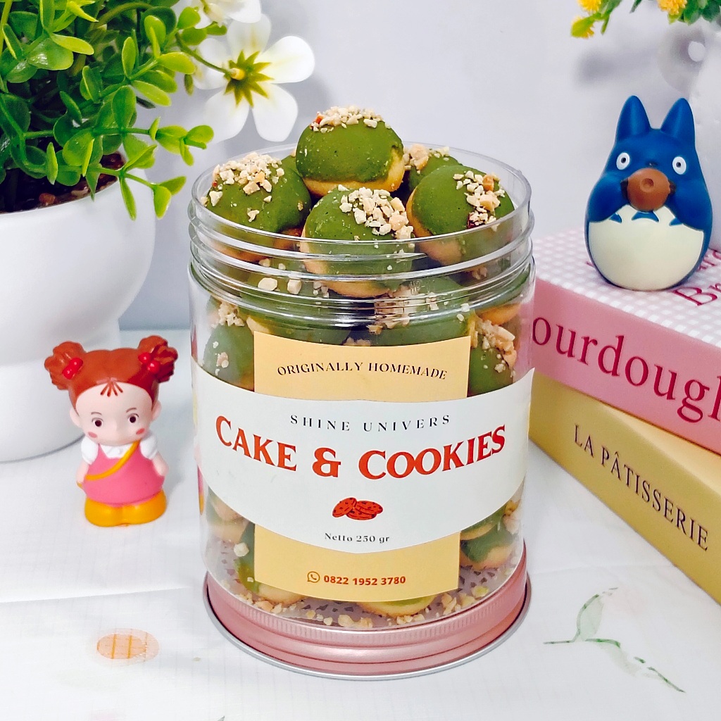 Bomboloni Green Tea Premium | Donat Mini Lembut dengan Coklat Green Tea & Kacang Cacah