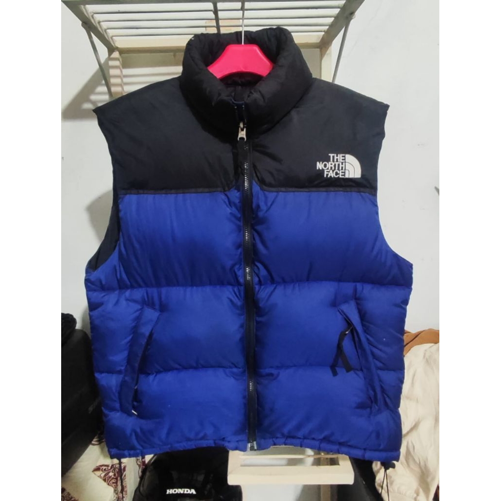 Vest Nuptse Gelembung