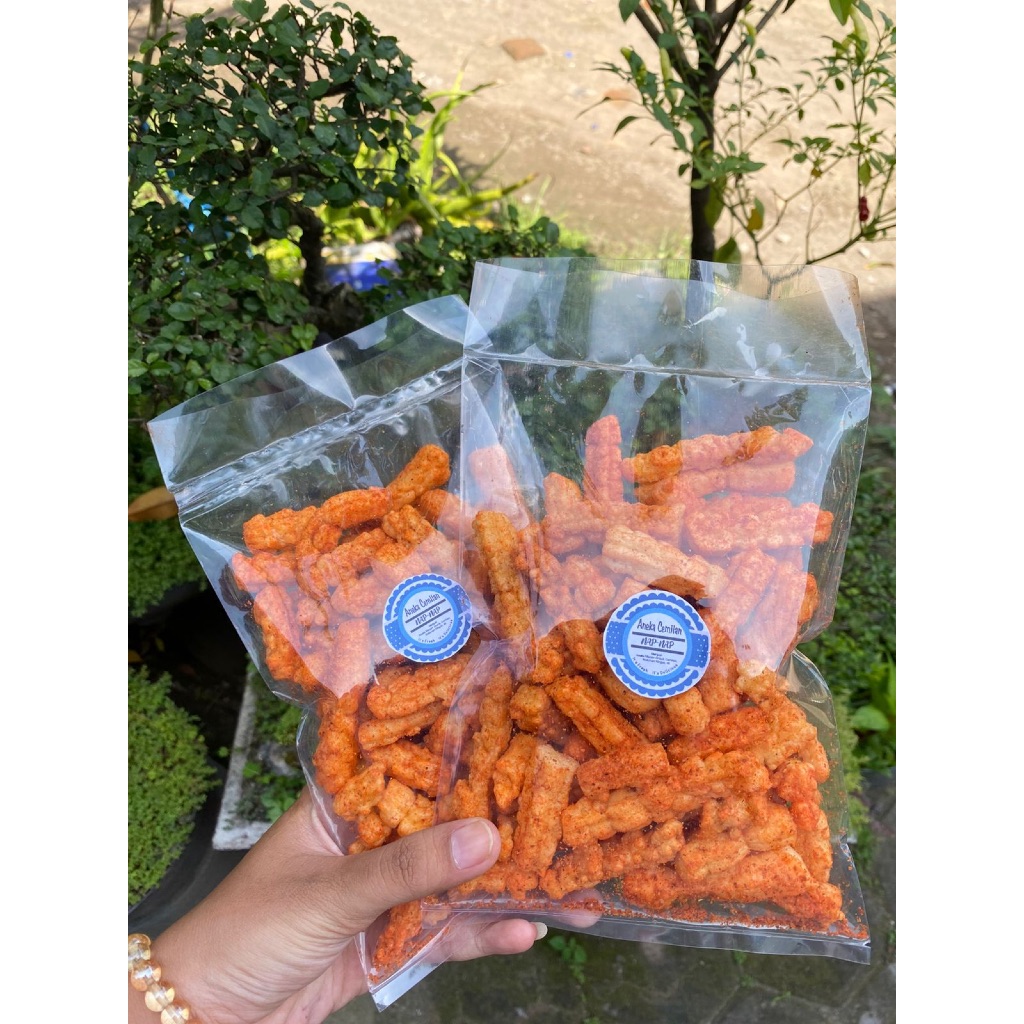 Aneka Cemilan napnap. Cemilan kerupuk manggar pedas