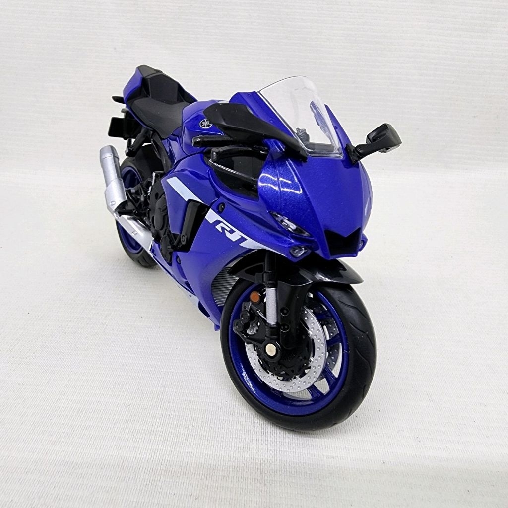Diecast Motor 2023 Yamaha YZF-R1M RMZ City 1:12