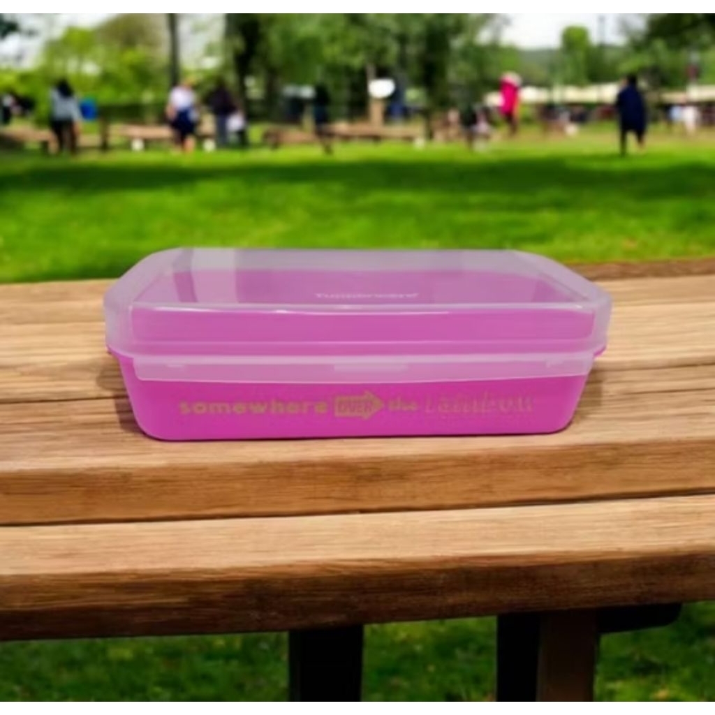 Signature Tupperware