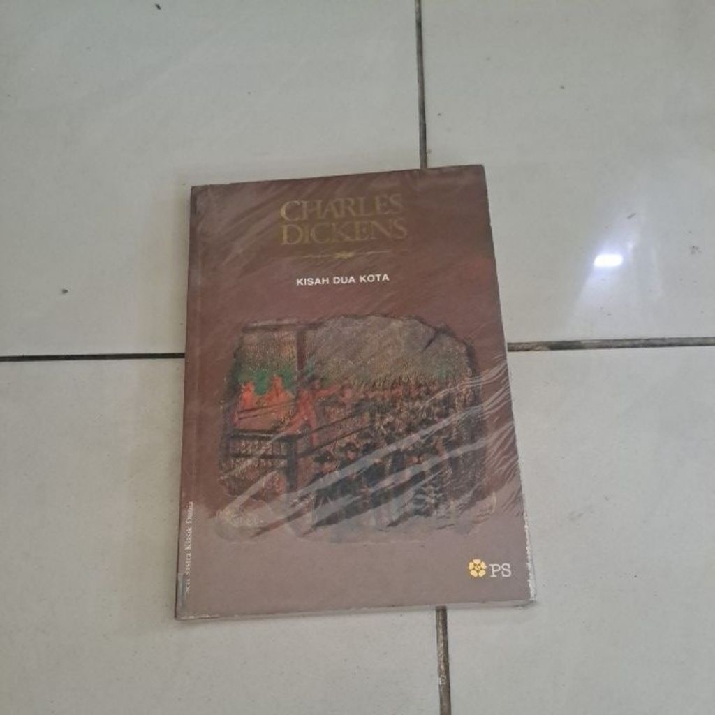 Charles Dickens Kisah Dua Kota Original