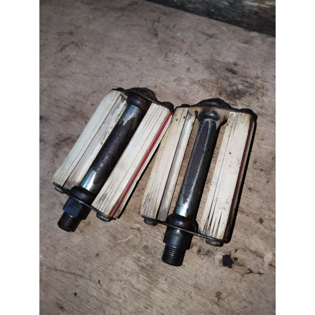 PEDAL SEPEDA ONTHEL MERK CHAIRS JAPAN BEKAS LAYAK PAKAI PEDAL CHAIRS MADE IN JAPAN ORGINAL SEKEN