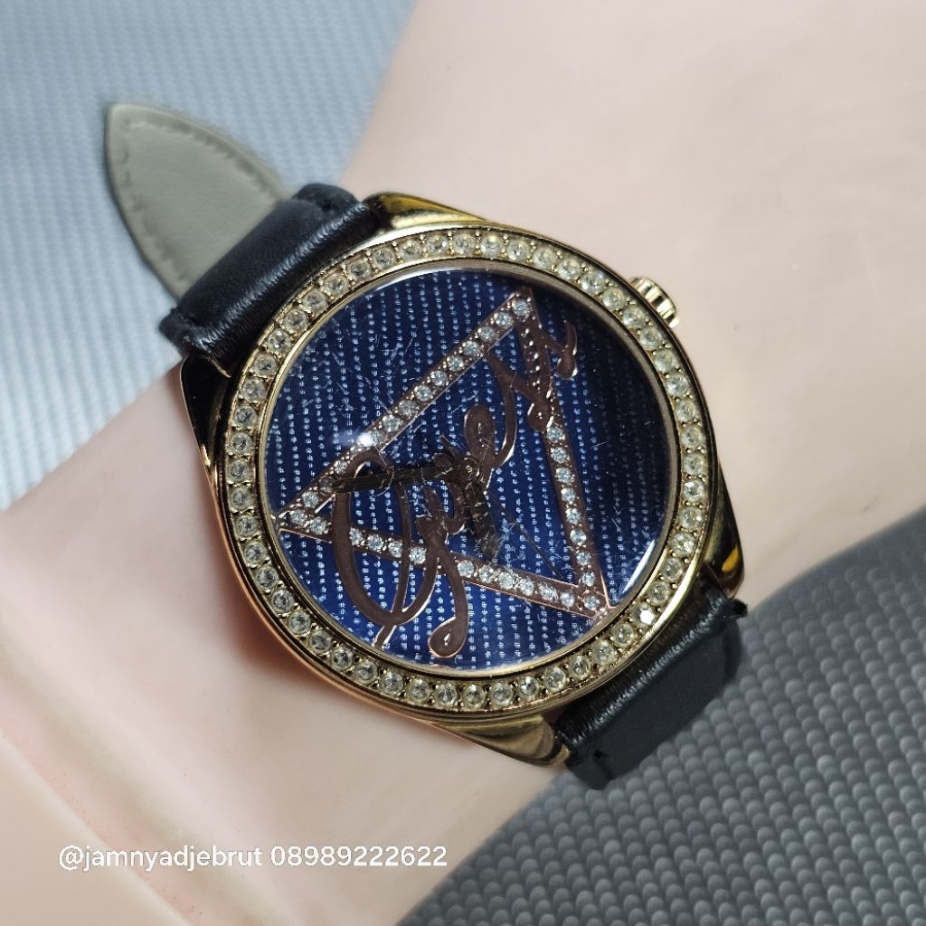 Jam Guess W0456L6 Gold Blue Ladies Bekas