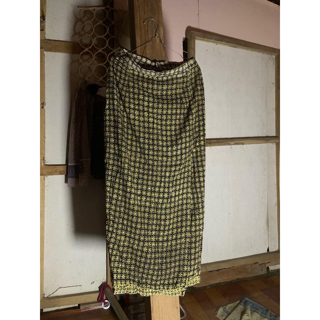 rok_batik_wanita_rok_kondangan