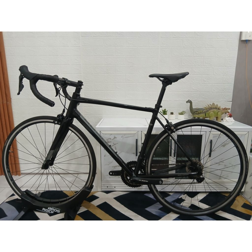 ROADBIKE POLYGON STRATTOS S5 RIMBRAKE BLACK EDITION SIZE L SECOND GOOD CONDITION
