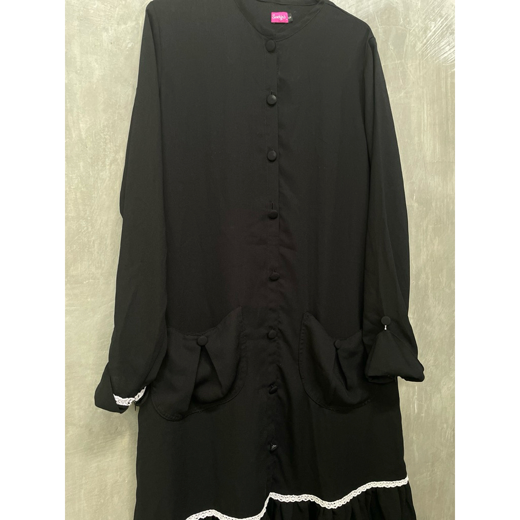 Gamis Hitam renda